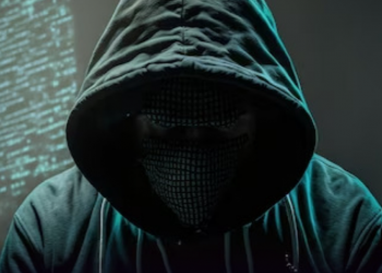 У Держспецзв’язку заявили, що шахраї викрадають акаунти у WhatsApp, використовуючи фейкові петиції про присвоєння звання «Герой України» загиблим воїнам