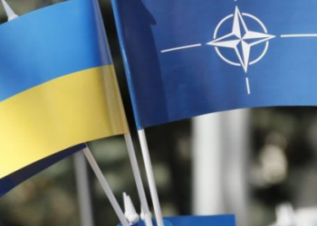 Більшість громадня України вважають війну пріоритетнішою, ніж членство у НАТО та ЄС – опитування